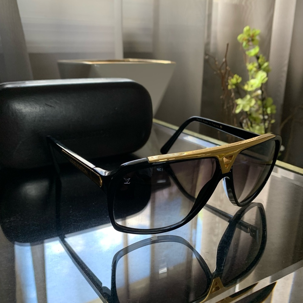 Louis Vuitton Evidence Sunglasses
